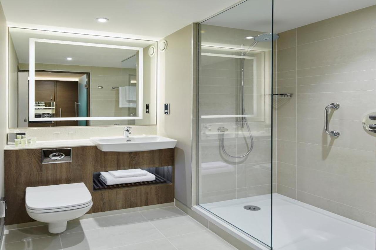 Courtyard By Marriott Oxford South Hotel Abingdon-on-Thames Eksteriør billede