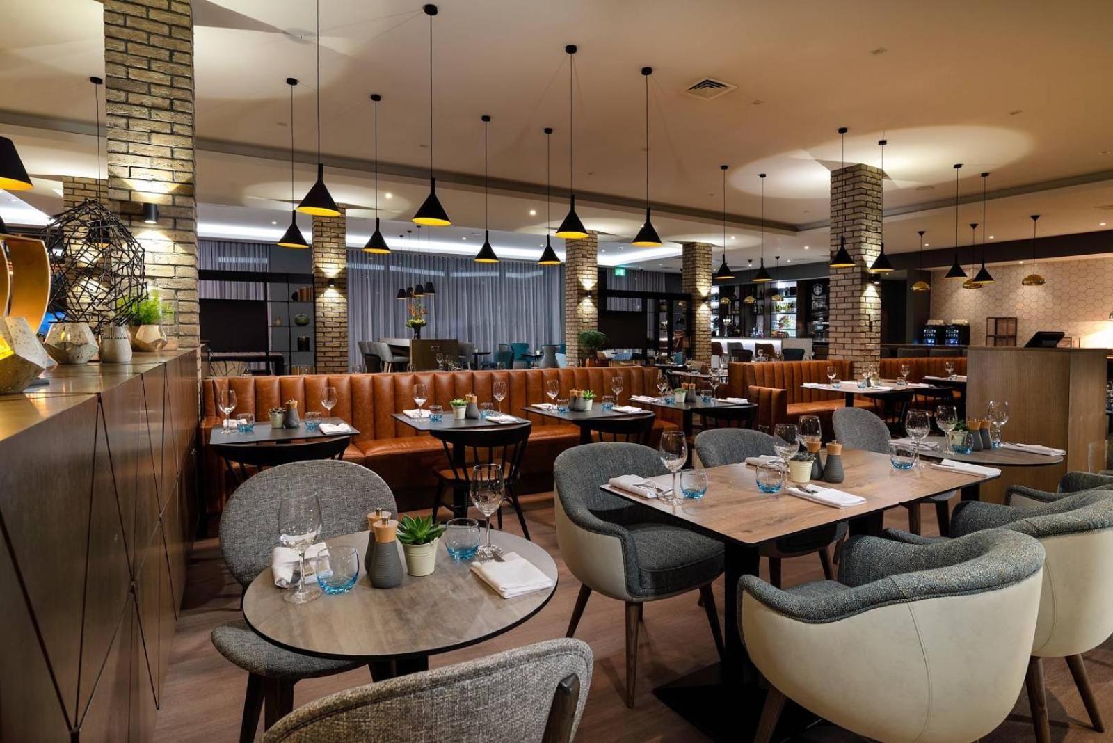 Courtyard By Marriott Oxford South Hotel Abingdon-on-Thames Eksteriør billede