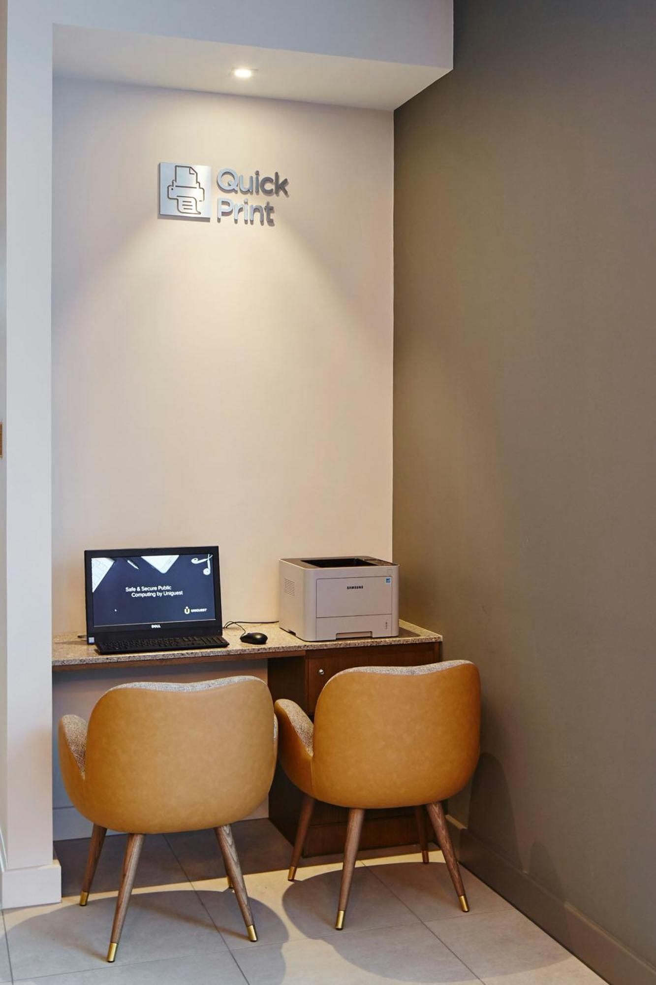 Courtyard By Marriott Oxford South Hotel Abingdon-on-Thames Eksteriør billede
