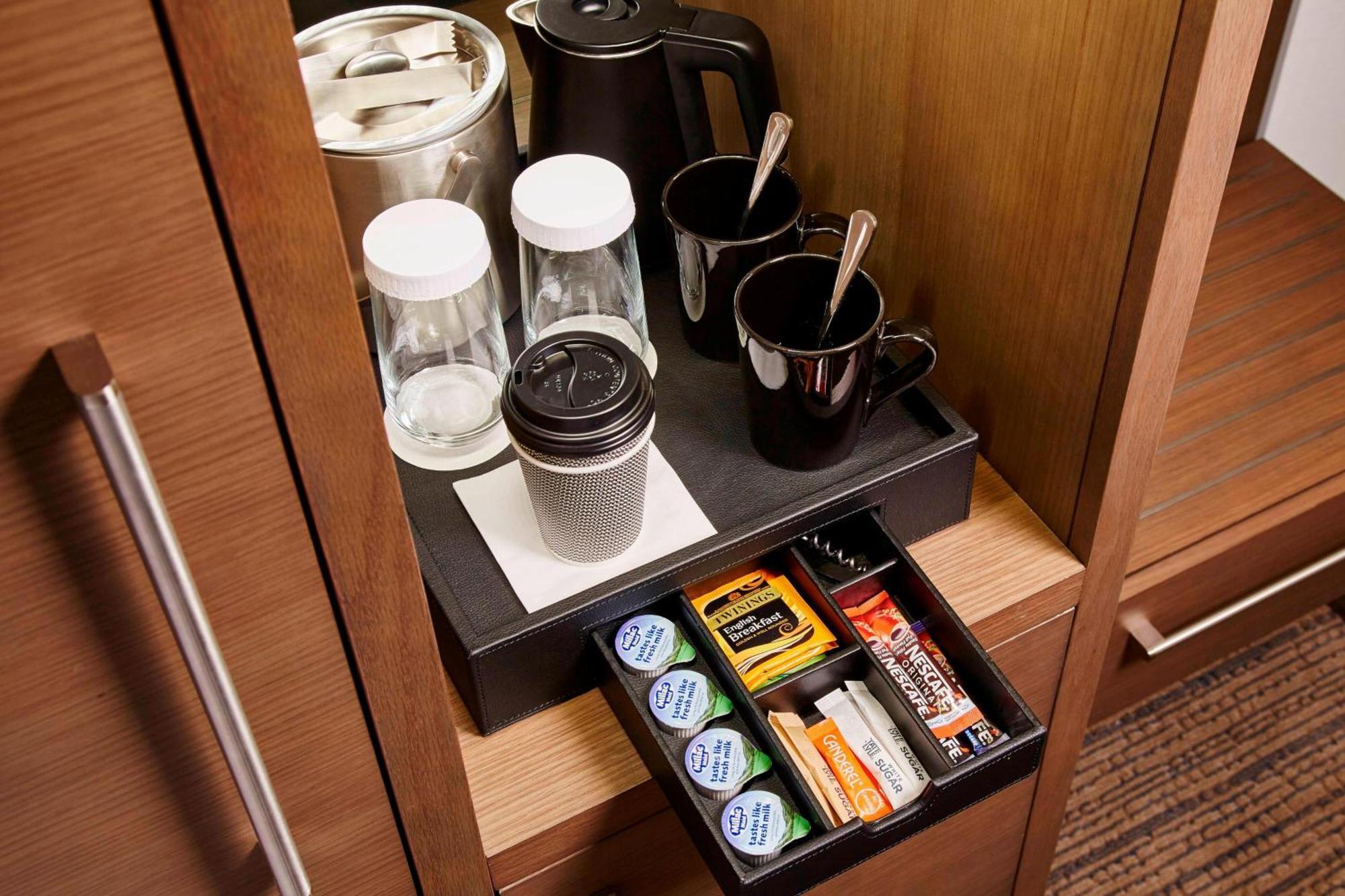 Courtyard By Marriott Oxford South Hotel Abingdon-on-Thames Eksteriør billede
